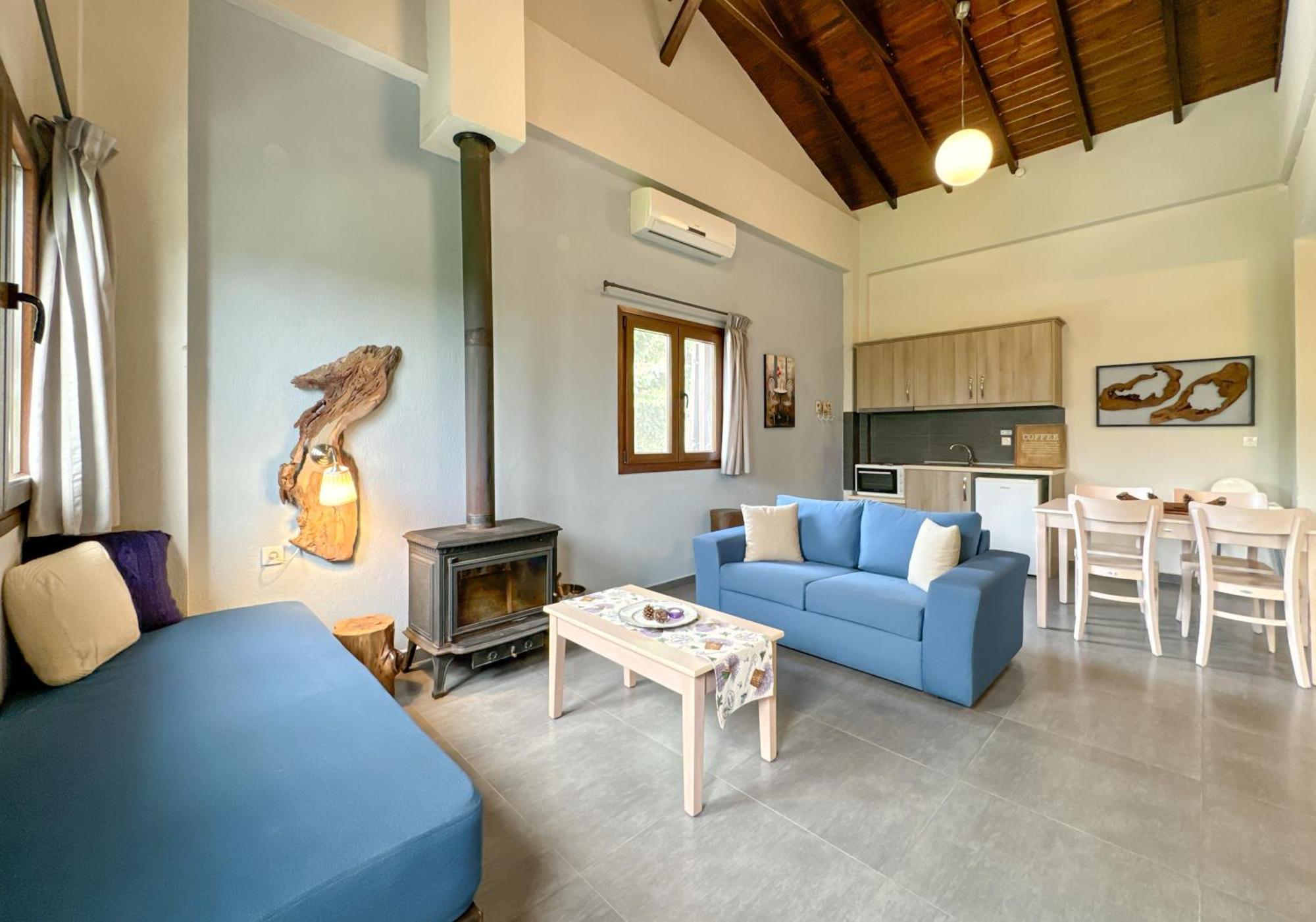 Villa Kedros à Neochori  Extérieur photo
