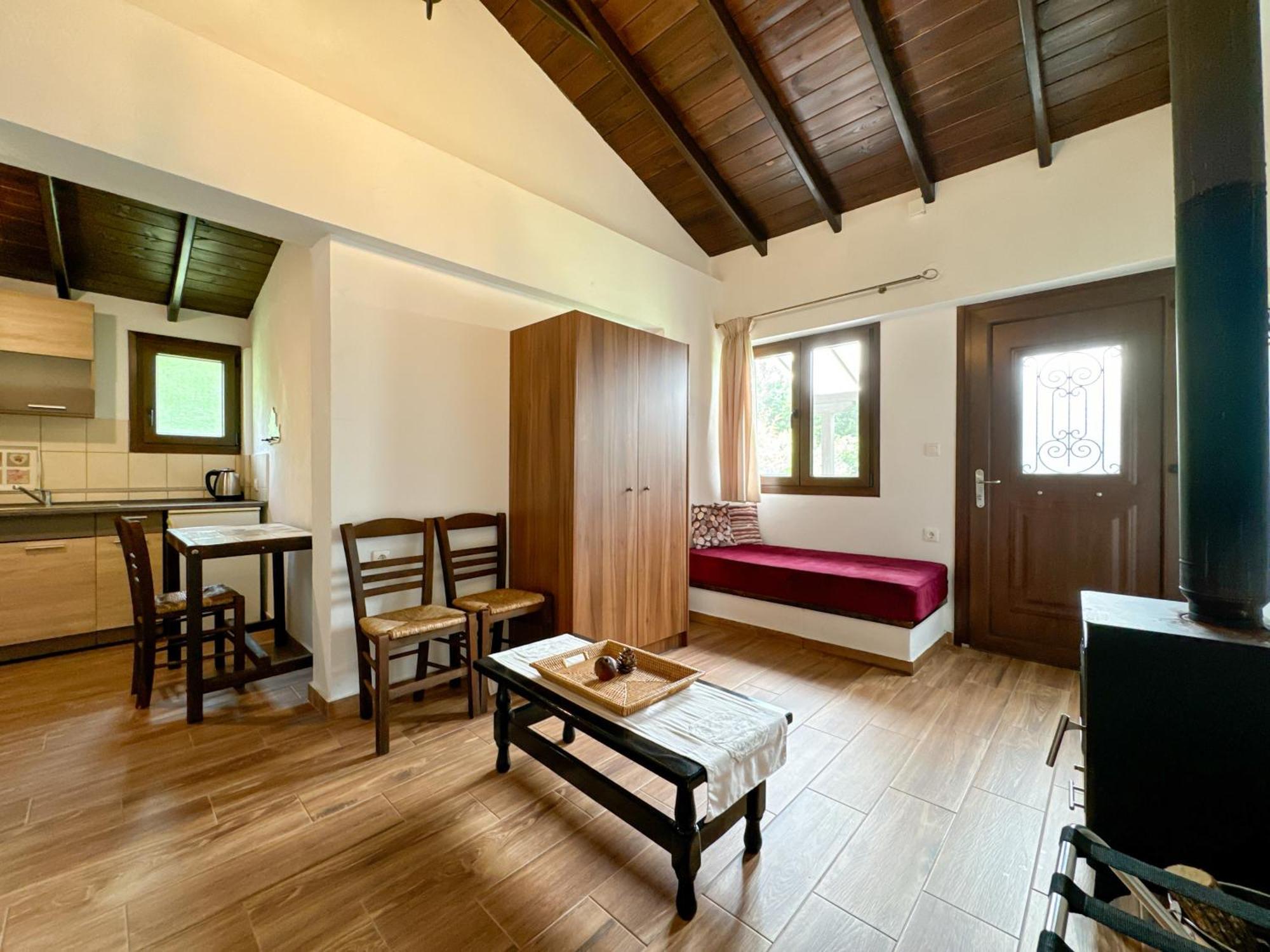 Villa Kedros à Neochori  Extérieur photo